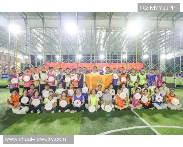 飞盘竞技新篇章成都飞盘队阵地战的战术与团队协作揭秘