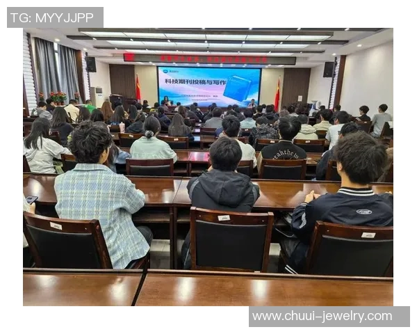 黄静独家揭秘足球技巧与心得分享助你提升球技的秘密之旅 黄静独家揭秘足球技巧与心得分享助你提升球技的秘密之旅