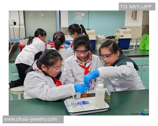 周秀英的羽毛球人生深度对话探索她的奋斗与梦想之路 周秀英的羽毛球人生深度对话探索她的奋斗与梦想之路