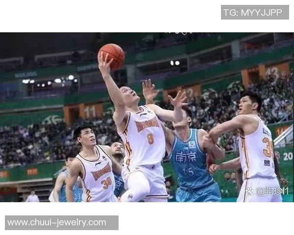 广州篮球队在邀请赛中的战术表现分析与点评探讨 广州篮球队在邀请赛中的战术表现分析与点评探讨